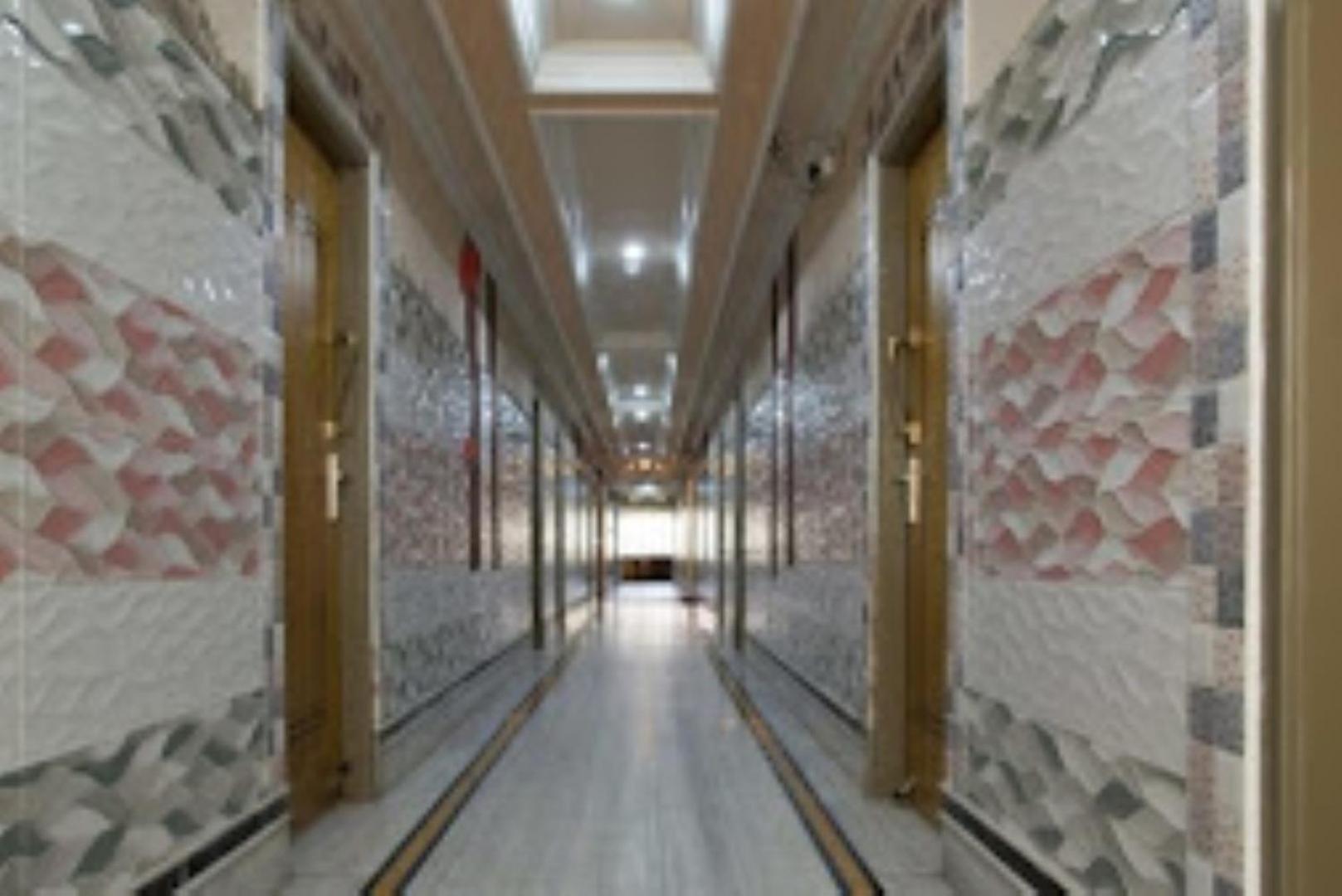 Gokul Plaza Hotel Bhubaneswar Bagian luar foto